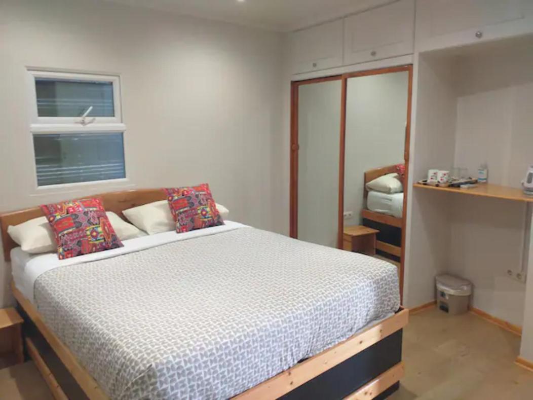 Malaga Ensuites City Centre Экстерьер фото