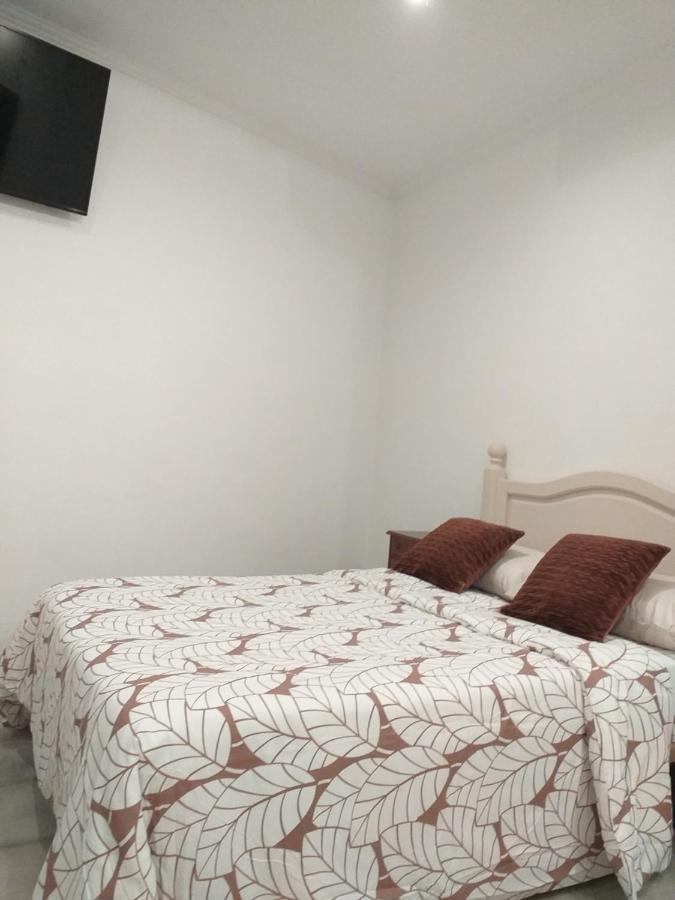 Malaga Ensuites City Centre Экстерьер фото